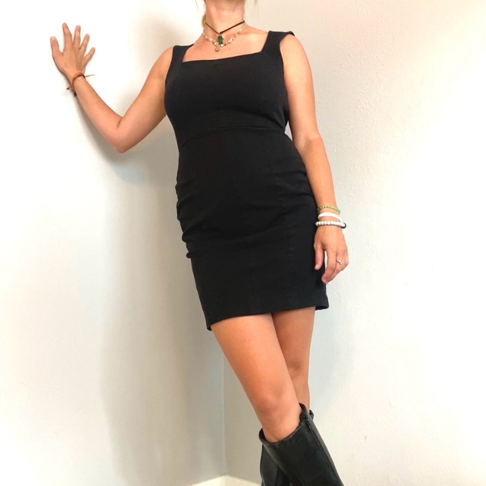 BANANA REPUBLIC BLACK DRESS, size 4